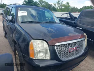 2011 GMC Yukon XL SLT z VIN 1GKS1KE09BR153182, wystawiony jako IAAI lot #42350420 z przebiegiem 148 394 mil mil oraz . Historia ofert i sprzedaży dostępna na DreamBid. Obrazek 1.