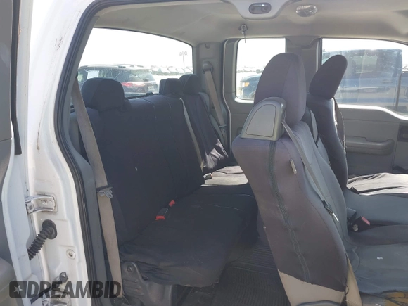 2006 Ford F-150 XLT with VIN 1FTPX12546KB82050, listed as a IAAI auction lot 41840625 with 192,997 mi miles. Bid and sale history available at carsss.com. Image 8.