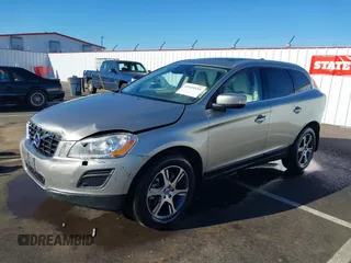2012 Volvo XC60 3.0L с VIN YV4902DZ1C2293876, выставлен на аукционе IAAI как лот 41415355 с пробегом 48 620 миль миль и . История ставок и продаж доступна на DreamBid. Изображение 2.