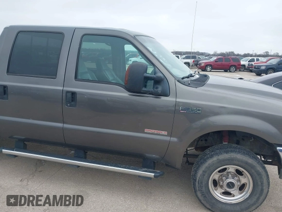 2004 Ford F-350 XL z VIN 1FTSW31P14ED94721, wystawiony jako IAAI lot #41591234 z przebiegiem 221 687 mil mil oraz . Historia ofert i sprzedaży dostępna na DreamBid. Obrazek 13.