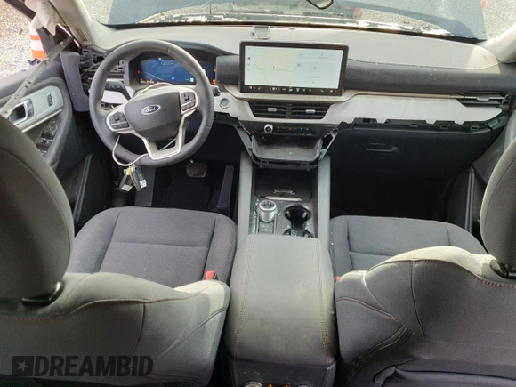 2025 Ford Explorer Active with VIN 1FMUK8DH8SGA18259, listed as a Copart auction lot 50043195 with 1,267 mi miles and Salvage Title. Bid and sale history available at carsss.com. Image 8.
