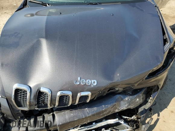 2018 Jeep Cherokee Overland with VIN 1C4PJMJX2JD594776, listed as a Copart auction lot 65599074 with 0 mi miles and Clean Title. Bid and sale history available at carsss.com. Image 13.