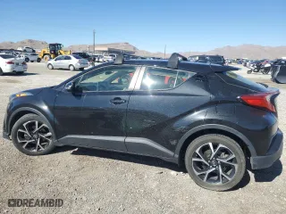 2019 Toyota C-HR XLE with VIN JTNKHMBX5K1049514, listed as a Copart auction lot 67380454 with 40,047 mi miles and Clean Title. Bid and sale history available at carsss.com. Image 2.