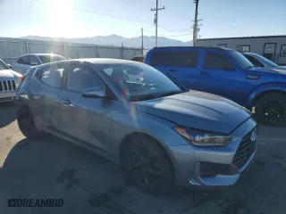 2019 Hyundai Veloster 2.0 with VIN KMHTG6AF6KU019853, listed as a Copart auction lot 46937605 with 84,405 mi miles and Salvage Title. Bid and sale history available at carsss.com. Image 4.