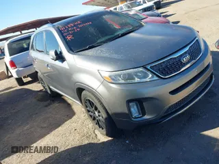 2014 Kia Sorento SX with VIN 5XYKW4A75EG457768, listed as a IAAI auction lot 41388412 with 129,691 mi miles. Bid and sale history available at carsss.com. Image 1.