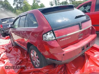 2007 Lincoln MKX z VIN 2LMDU88CX7BJ11750, wystawiony jako IAAI lot #41961981 z przebiegiem 122 701 mil mil oraz . Historia ofert i sprzedaży dostępna na DreamBid. Obrazek 3.