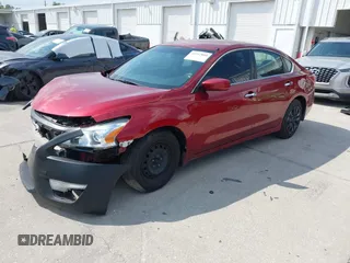2013 Nissan Altima 2.5 S with VIN 1N4AL3AP0DC237851, listed as a IAAI auction lot 41912800 with 163,361 mi miles and . Bid and sale history available at carsss.com. Image 2.