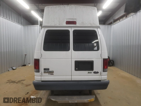 2013 Ford Econoline Cargo Commercial with VIN 1FTNS2EW6DDA39022, listed as a Copart auction lot 42038495 with 101,568 mi miles and Clean Title. Bid and sale history available at carsss.com. Image 6.