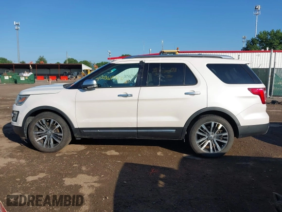 2016 Ford Explorer Platinum z VIN 1FM5K8HT4GGB58612, wystawiony jako IAAI lot #42617270 z przebiegiem 122 875 mil mil oraz . Historia ofert i sprzedaży dostępna na DreamBid. Obrazek 14.