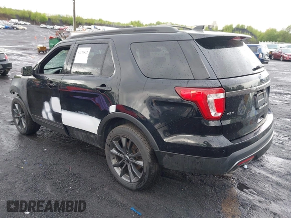 2017 Ford Explorer XLT with VIN 1FM5K8D83HGB84296, listed as a IAAI auction lot 42170542 with 118,335 mi miles and . Bid and sale history available at carsss.com. Image 3.