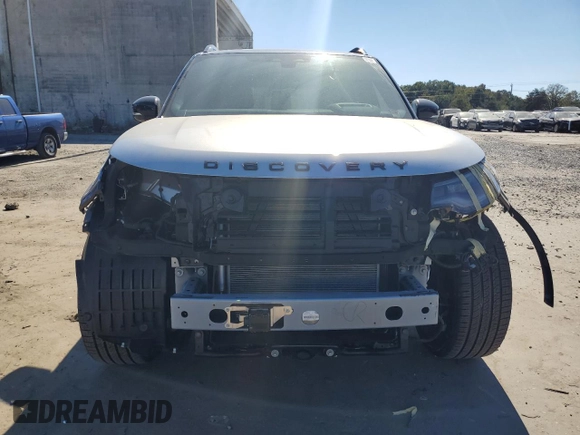 2024 Land Rover Discovery with VIN SALRL2EXXR2491493, listed as a Copart auction lot 73174074 with 850 mi miles and Salvage Title. Bid and sale history available at DreamBid. Image 5.