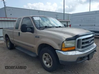 1999 Ford F-250 XL z VIN 1FTNX20F1XEB80989, wystawiony jako IAAI lot #42412886 z przebiegiem 283 624 mil mil oraz . Historia ofert i sprzedaży dostępna na DreamBid. Obrazek 1.