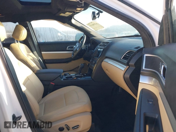 2017 Ford Explorer XLT with VIN 1FM5K8D84HGD63088, listed as a IAAI auction lot 42030137 with 101,645 mi miles and . Bid and sale history available at DreamBid. Image 5.