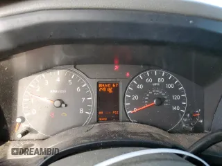 2021 Nissan NV Cargo SV z VIN 1N6BF0LY5MN811081, wystawiony jako Copart lot #57692305 z przebiegiem 249 132 mil mil oraz Szkody całkowita. Historia ofert i sprzedaży dostępna na DreamBid. Obrazek 9.