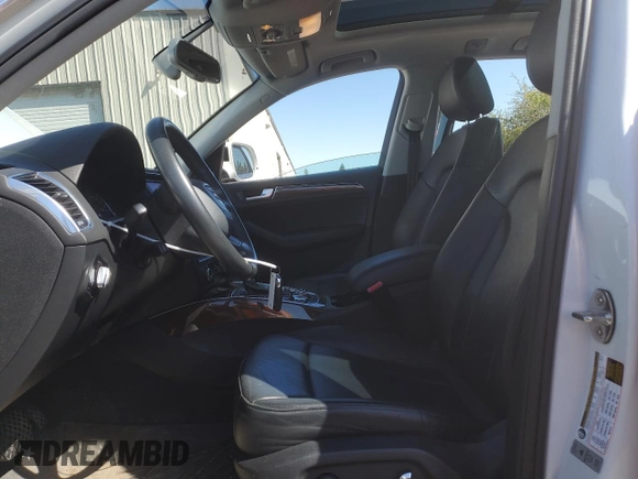 2016 Audi Q5 Premium Plus z VIN WA1L2AFP3GA120133, wystawiony jako Copart lot #53486165 z przebiegiem 162 272 mil mil oraz Szkoda całkowita • Salvage title. Historia ofert i sprzedaży dostępna na DreamBid. Obrazek 7.