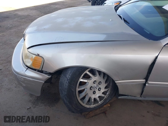 1998 Acura RL с VIN JH4KA9666WC006008, выставлен на аукционе IAAI как лот 41675045 с пробегом 232 087 миль миль и . История ставок и продаж доступна на DreamBid. Изображение 6.