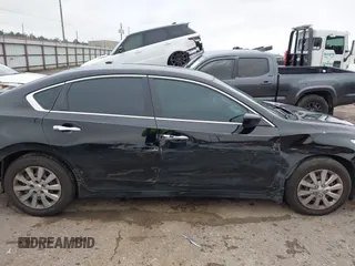 2015 Nissan Altima S z VIN 1N4AL3AP7FN884254, wystawiony jako IAAI lot #41390369 z przebiegiem 131 329 mil mil oraz . Historia ofert i sprzedaży dostępna na DreamBid. Obrazek 13.
