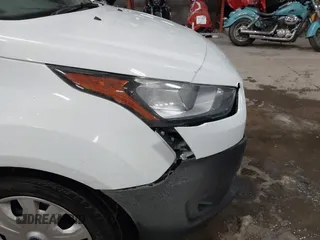 2022 Ford Transit Connect XL z VIN NM0LS6S26N1517598, wystawiony jako IAAI lot #41413312 z przebiegiem 81 356 mil mil oraz . Historia ofert i sprzedaży dostępna na DreamBid. Obrazek 19.