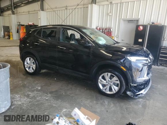 2025 Buick Encore GX Preferred with VIN KL4AMCSL2SB153126, listed as a Copart auction lot 54729845 with 8,184 mi miles and Clean title. Bid and sale history available at DreamBid. Image 4.