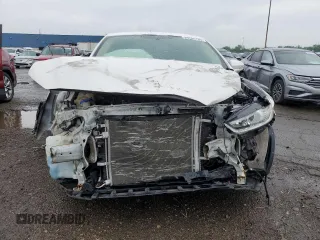 2013 Ford Fusion SE with VIN 3FA6P0H7XDR118219, listed as a Copart auction lot 59205135 with 101,575 mi miles and Salvage title. Bid and sale history available at DreamBid. Image 5.