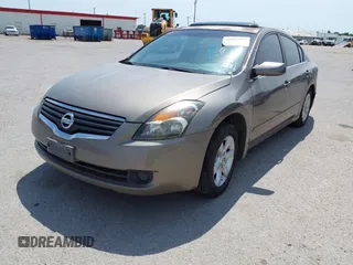 2007 Nissan Altima 2.5 with VIN 1N4AL21E57N420597, listed as a IAAI auction lot 42037962 with 1 mi miles. Bid and sale history available at carsss.com. Image 2.