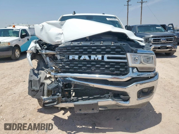 2024 Ram 2500 Big Horn with VIN 3C6UR5DL6RG105991, listed as a Copart auction lot 57835485 with 29,656 mi miles and Salvage title. Bid and sale history available at DreamBid. Image 5.