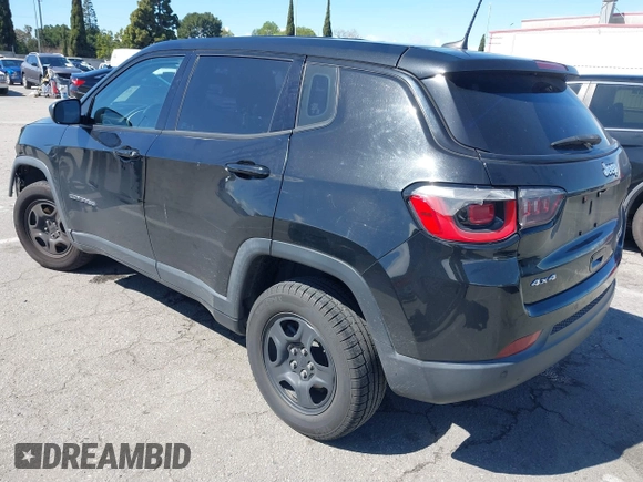 2018 Jeep Compass Sport z VIN 3C4NJDABXJT423666, wystawiony jako IAAI lot #41785935 z przebiegiem 60 880 mil mil oraz . Historia ofert i sprzedaży dostępna na DreamBid. Obrazek 3.