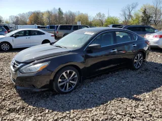 2017 Nissan Altima SR z VIN 1N4AL3AP4HC139766, wystawiony jako Copart lot #52494135 z przebiegiem 118 404 mil mil oraz Szkoda całkowita • Salvage title. Historia ofert i sprzedaży dostępna na DreamBid. Obrazek 1.
