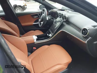 2024 Mercedes-Benz C 300 z VIN W1KAF4HB7RR224770, wystawiony jako IAAI lot #42301367 z przebiegiem 8 503 mil mil oraz . Historia ofert i sprzedaży dostępna na DreamBid. Obrazek 5.