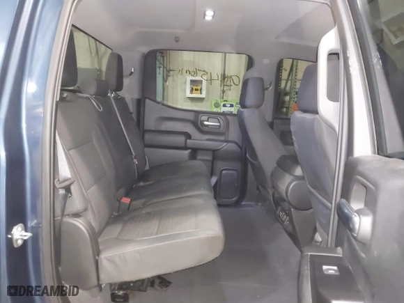 2019 Chevrolet Silverado 1500 LT with VIN 1GCUYDED9KZ121072, listed as a IAAI auction lot 41391898 with 94,456 mi miles. Bid and sale history available at carsss.com. Image 8.