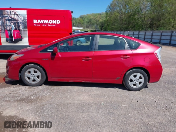 2011 Toyota Prius I with VIN JTDKN3DU3B1401810, listed as a IAAI auction lot 42041872 with 185,382 mi miles. Bid and sale history available at carsss.com. Image 14.
