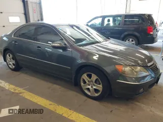 2006 Acura RL with VIN JH4KB165X6C006146, listed as a IAAI auction lot 41734990 with 172,362 mi miles and . Bid and sale history available at DreamBid. Image 1.