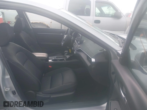 2022 Nissan Altima SV z VIN 1N4BL4DW0NN332896, wystawiony jako IAAI lot #41368811 z przebiegiem 35 062 mil mil oraz . Historia ofert i sprzedaży dostępna na DreamBid. Obrazek 5.