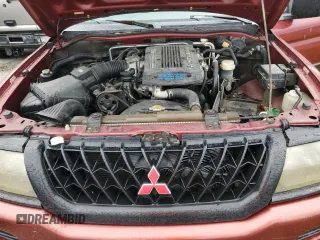 2001 Mitsubishi Montero ES z VIN JA4LS21H01P063609, wystawiony jako Copart lot #74446394 z przebiegiem 123 063 mil mil oraz Szkody całkowita. Historia ofert i sprzedaży dostępna na DreamBid. Obrazek 11.