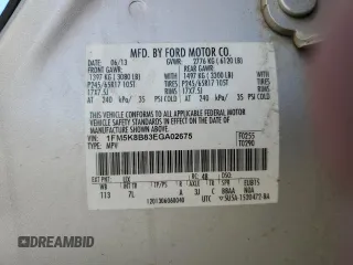 2014 Ford Explorer z VIN 1FM5K8B83EGA02675, wystawiony jako Copart lot #54569055 z przebiegiem 243 368 mil mil oraz Szkoda całkowita • Salvage title. Historia ofert i sprzedaży dostępna na DreamBid. Obrazek 13.