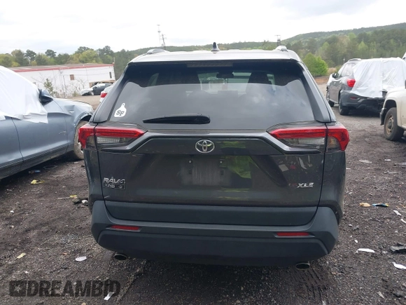 2022 Toyota RAV4 XLE with VIN 2T3W1RFV7NC187935, listed as a IAAI auction lot 41935287 with 74,351 mi miles. Bid and sale history available at carsss.com. Image 16.