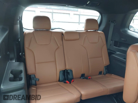 2024 Kia Telluride EX X-Line with VIN 5XYP3DGC4RG483058, listed as a IAAI auction lot 42070627 with 15,690 mi miles and . Bid and sale history available at DreamBid. Image 18.