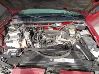 2001 GMC Sonoma SLS 1SG z VIN 1GTCS19W818224334, wystawiony jako IAAI lot #42119324 z przebiegiem 209 663 mil mil oraz . Historia ofert i sprzedaży dostępna na DreamBid. Obrazek 10.
