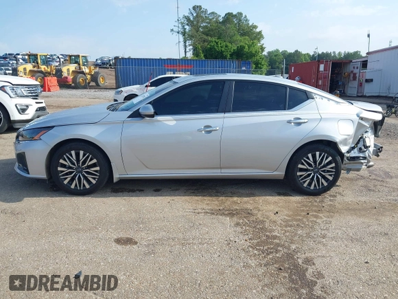 2024 Nissan Altima SV с VIN 1N4BL4DV5RN410084, выставлен на аукционе IAAI как лот 42212043 с пробегом 26 119 миль миль и . История ставок и продаж доступна на DreamBid. Изображение 15.