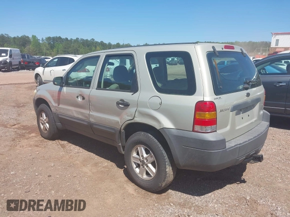 2005 Ford Escape XLS Value with VIN 1FMYU02Z25KB13278, listed as a IAAI auction lot 41981861 with 173,733 mi miles. Bid and sale history available at carsss.com. Image 3.