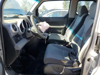 2007 Honda Element LX with VIN 5J6YH18317L009549, listed as a Copart auction lot 88809925 with 231,531 mi miles and Clean Title. Bid and sale history available at DreamBid. Image 7.