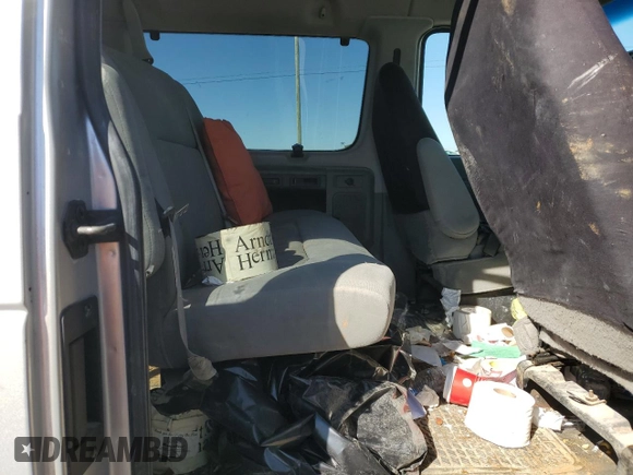 2008 Ford Econoline Passenger XL with VIN 1FMNE11L98DB45835, listed as a Copart auction lot 46355145 with 3,226,822 mi miles and Salvage title. Bid and sale history available at DreamBid. Image 11.