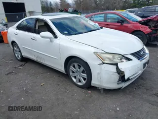 2008 Lexus ES 350 with VIN JTHBJ46G682196042, listed as a IAAI auction lot 42018692 with 163,023 mi miles. Bid and sale history available at carsss.com. Image 1.