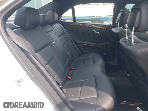 2011 Mercedes-Benz E 350 Luxury с VIN WDDHF8HB5BA467794, выставлен на аукционе IAAI как лот 42487202 с пробегом 228 854 миль миль и . История ставок и продаж доступна на DreamBid. Изображение 8.