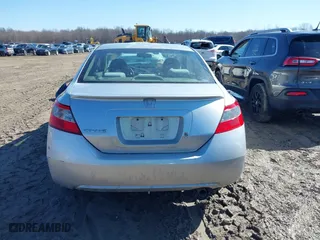 2010 Honda Civic Cpe LX with VIN 2HGFG1B69AH516479, listed as a IAAI auction lot 41757904 with 175,185 mi miles. Bid and sale history available at carsss.com. Image 17.