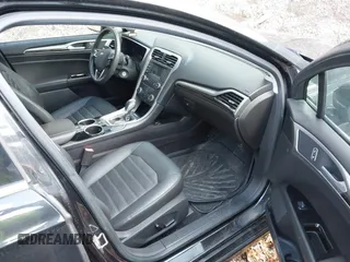 2013 Ford Fusion SE with VIN 3FA6P0HR8DR173558, listed as a IAAI auction lot 42096177 with 71,977 mi miles and . Bid and sale history available at DreamBid. Image 5.