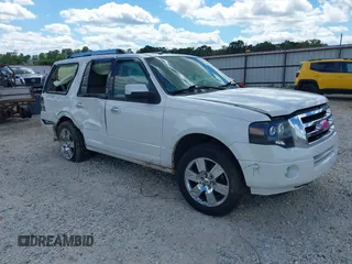 2013 Ford Expedition Limited z VIN 1FMJU1K58DEF13511, wystawiony jako IAAI lot #42163899 z przebiegiem Nie podano mil oraz . Historia ofert i sprzedaży dostępna na DreamBid. Obrazek 1.