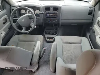 2005 Dodge Dakota ST with VIN 1D7HE28K65S250141, listed as a Copart auction lot 86490584 with 217,766 mi miles and Salvage Title. Bid and sale history available at DreamBid. Image 8.