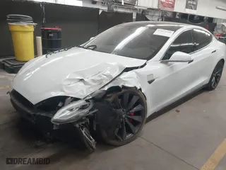 2014 Tesla Model S P85D with VIN 5YJSA1H23EFP63785, listed as a IAAI auction lot 41872168 with 118,248 mi miles. Bid and sale history available at carsss.com. Image 18.