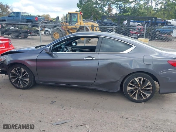 2016 Honda Accord Coupe EX with VIN 1HGCT1B72GA000253, listed as a IAAI auction lot 40450973 with 180,042 mi miles. Bid and sale history available at carsss.com. Image 14.